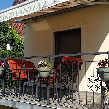 FaDóra Apartman Tihany Exterior foto