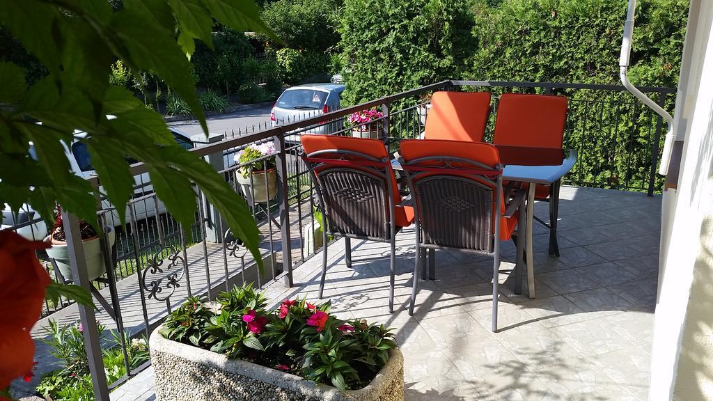 FaDóra Apartman Tihany Exterior foto